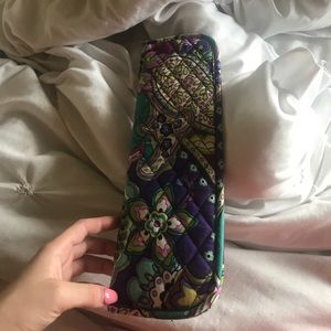 VERA BRADLEY CURLING IRON HOLDER